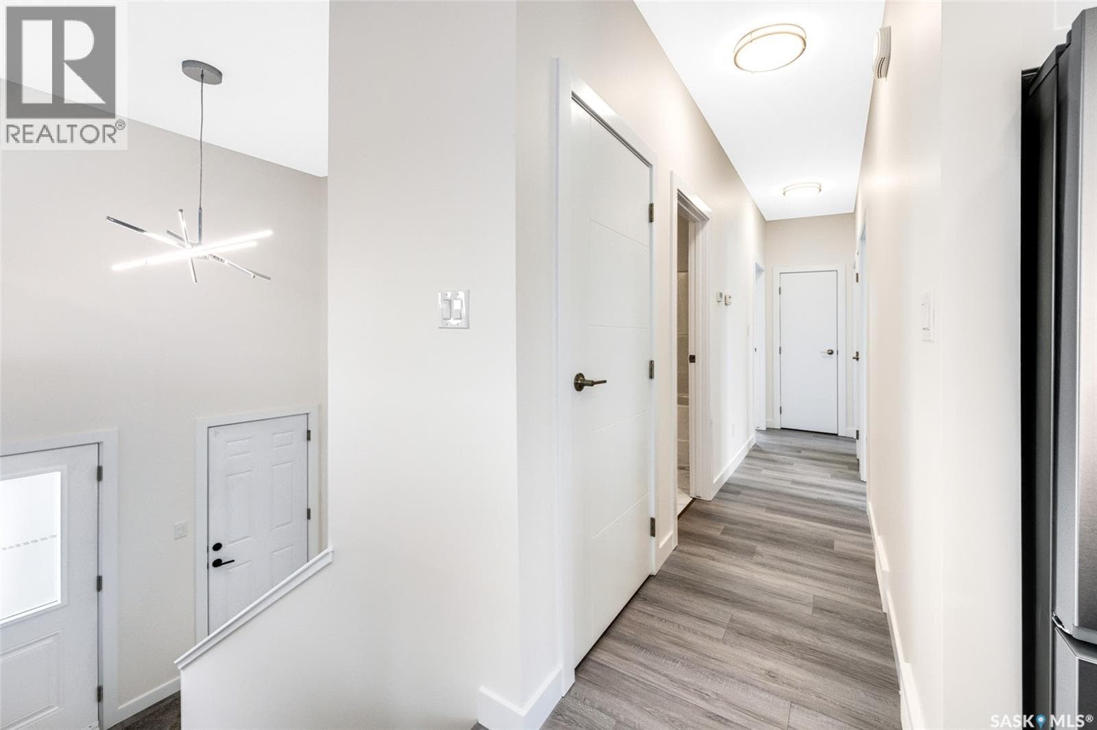 129 McDonald STREET photo 4