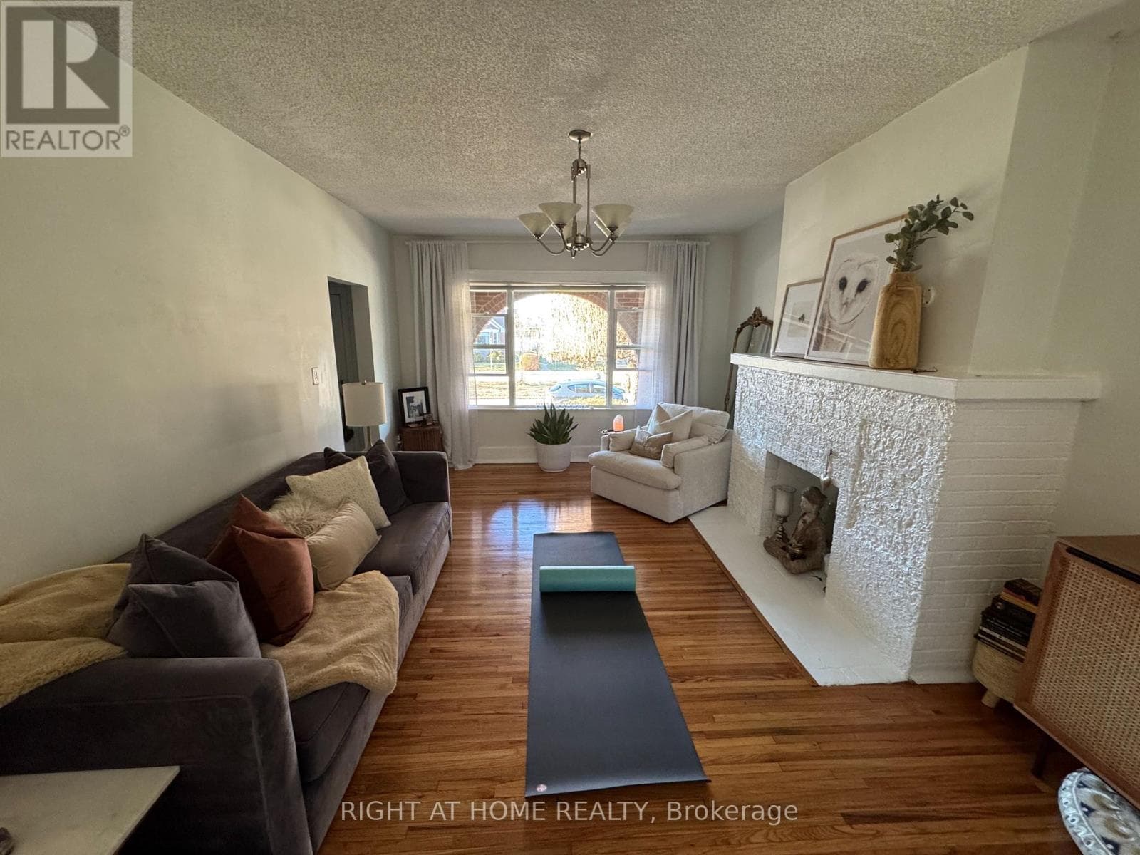 655-91 GILES BOULEVARD photo 5