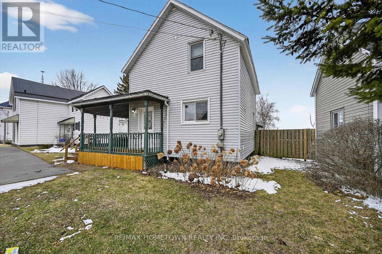 2178 DUNDAS STREET E photo 5