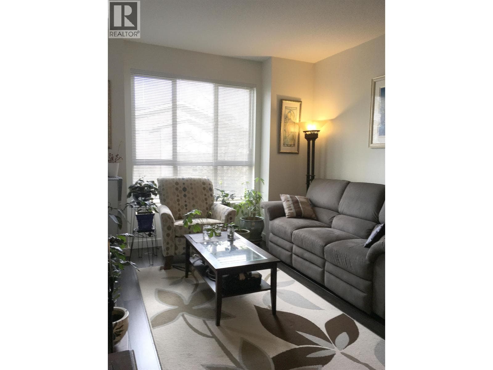 213 250 FRANCIS WAY photo 2