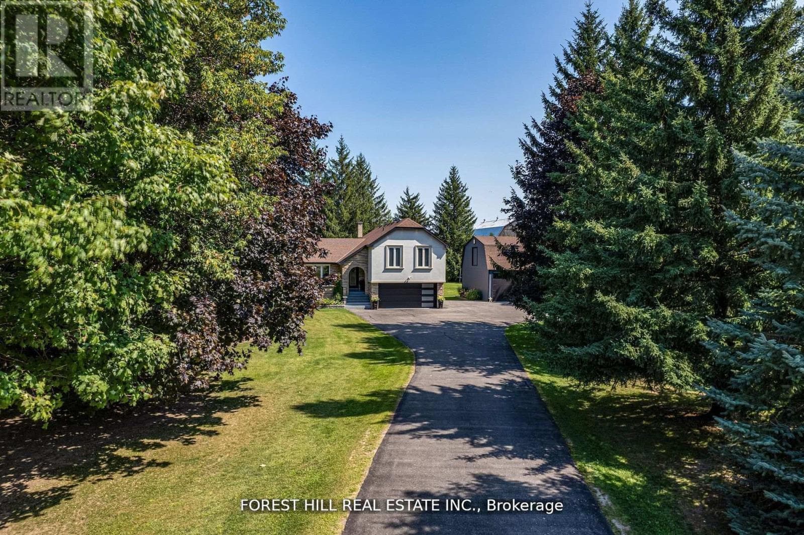 5 bed 3 bath single family at 5837 YONGE STREET — $1,299,000