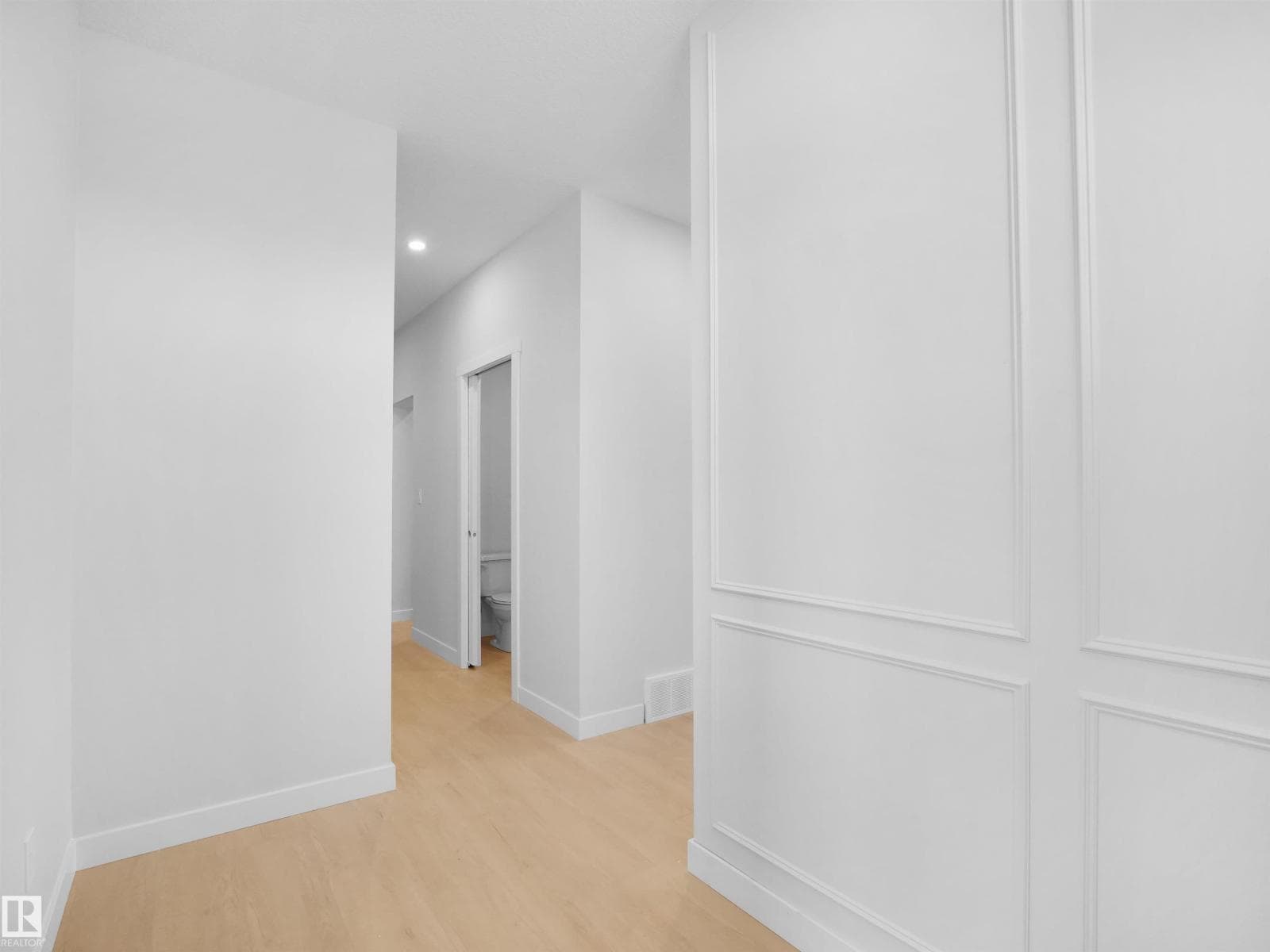 15180 28 ST NW photo 4