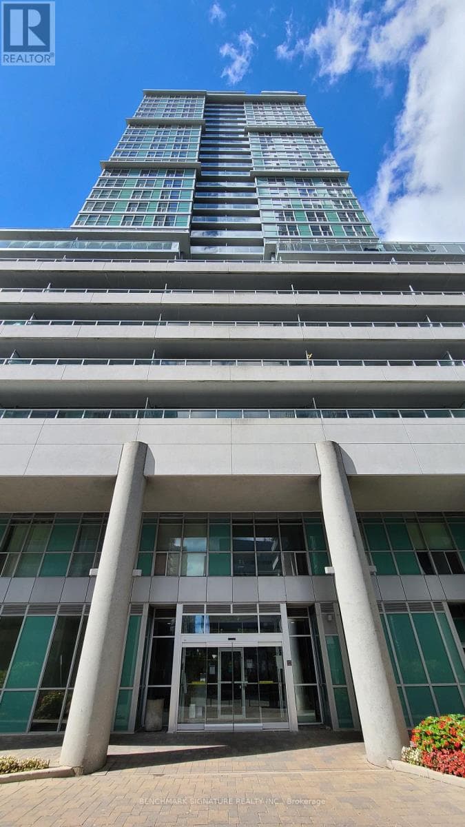 2 bed 1 bath single family at 902 - 60 TOWN CENTRE COURT — $480,000