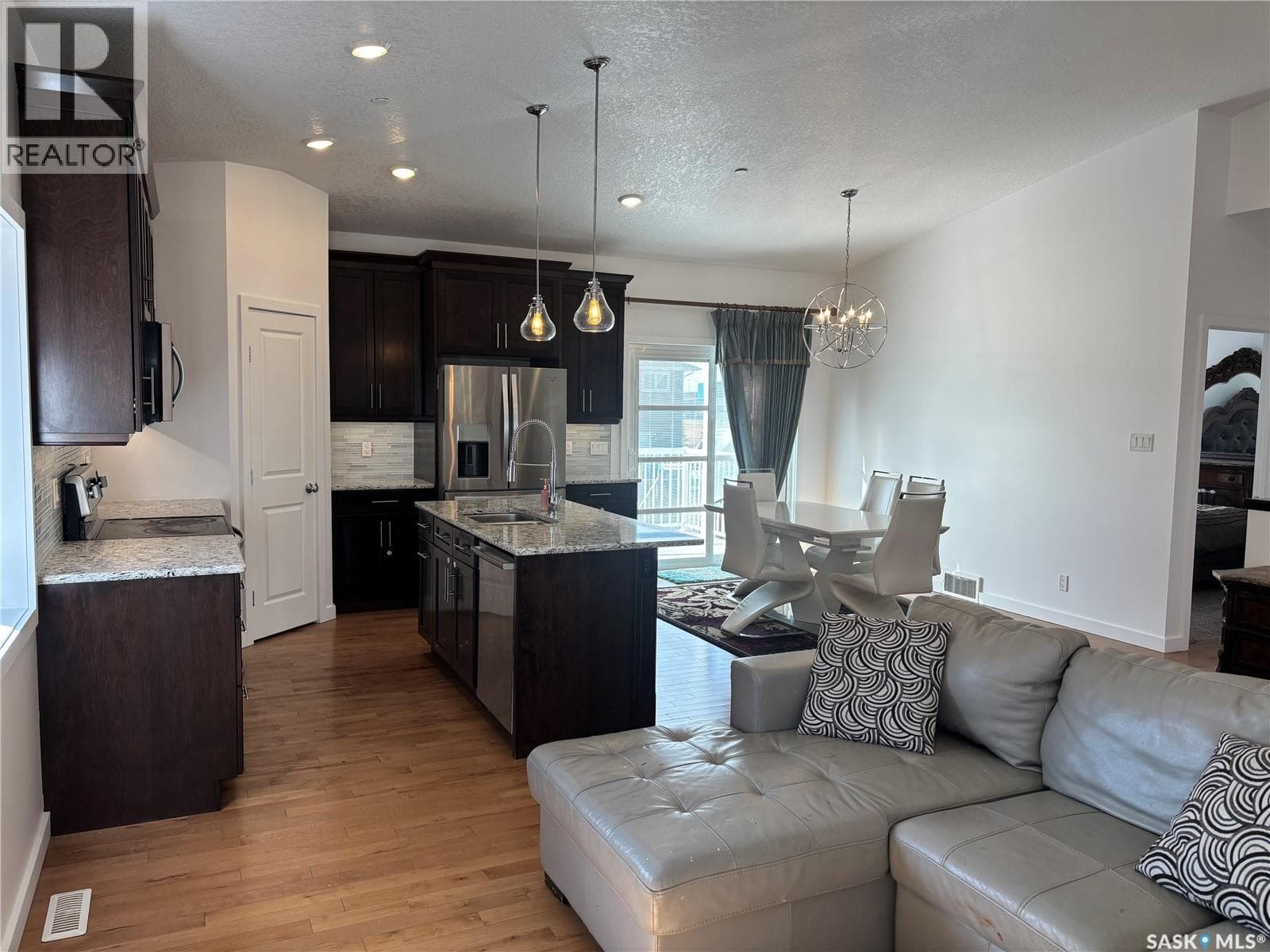 436 Ridgedale STREET — photo 3