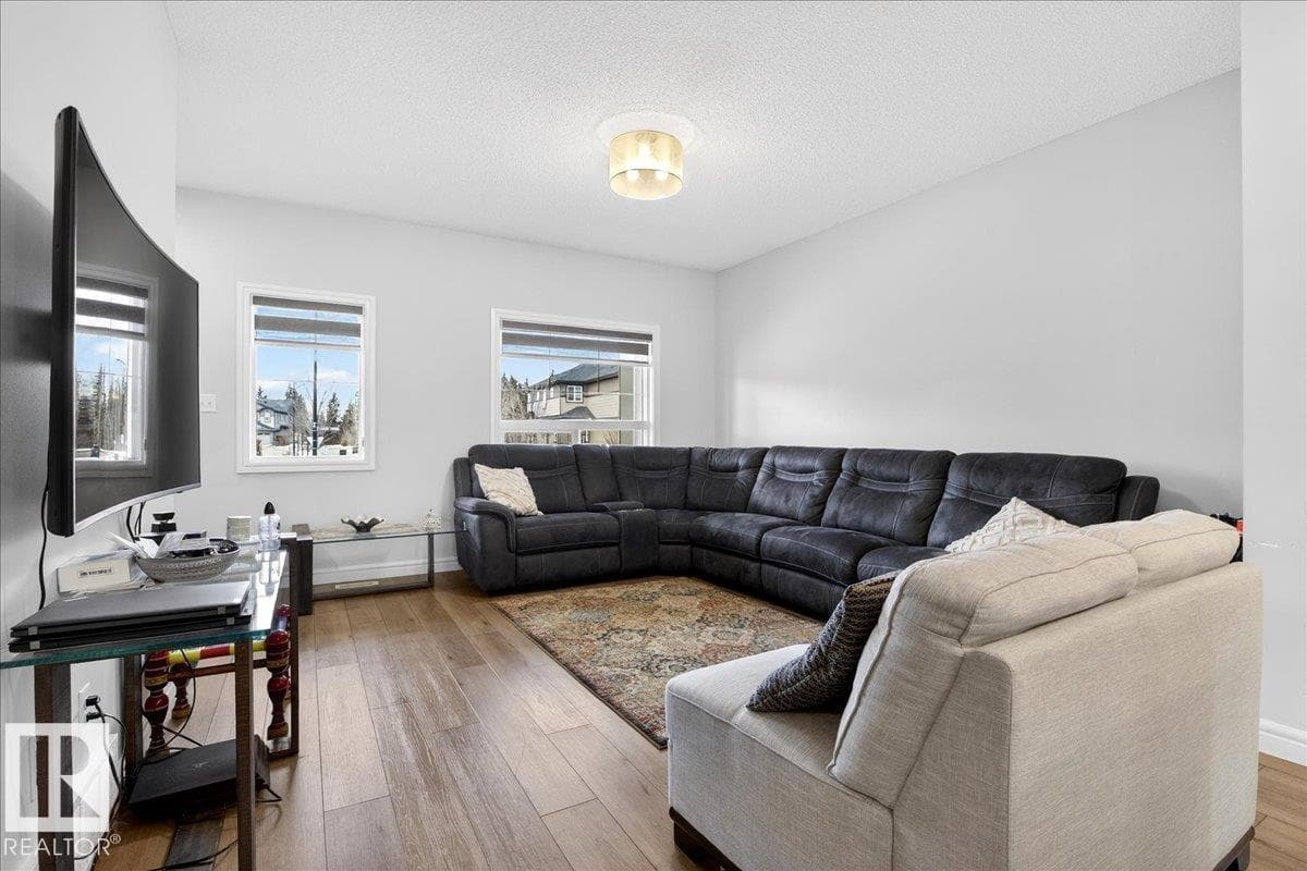 203 CAVANAGH CM SW — photo 5