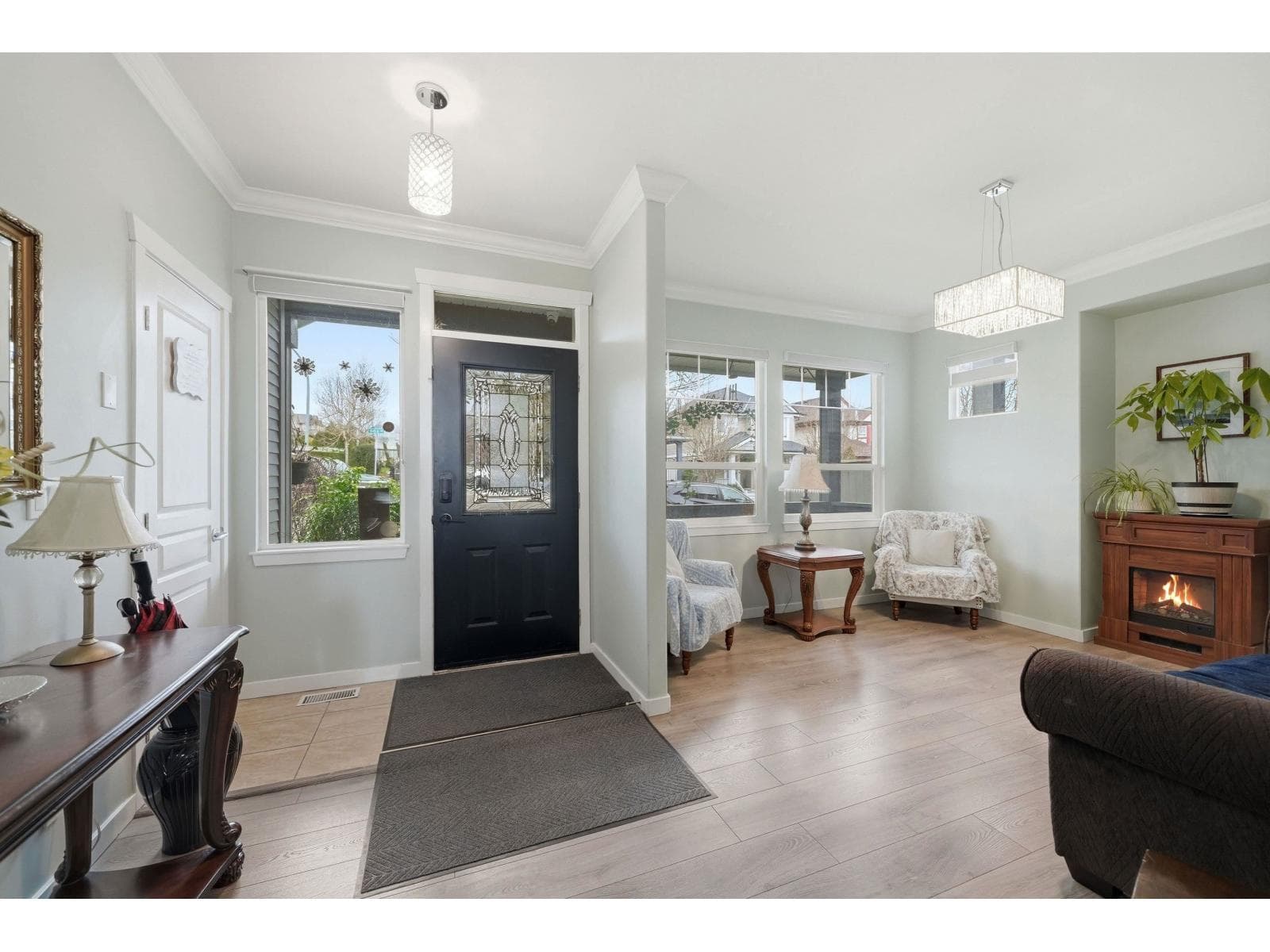 14858 56A AVENUE photo 2