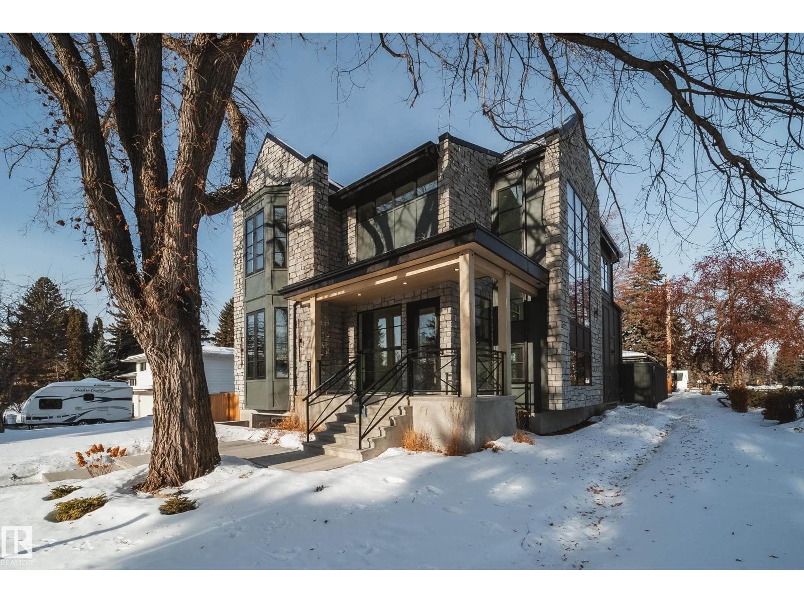 5 bed 5 bath single family at 13804 85 AV NW — $2,225,000
