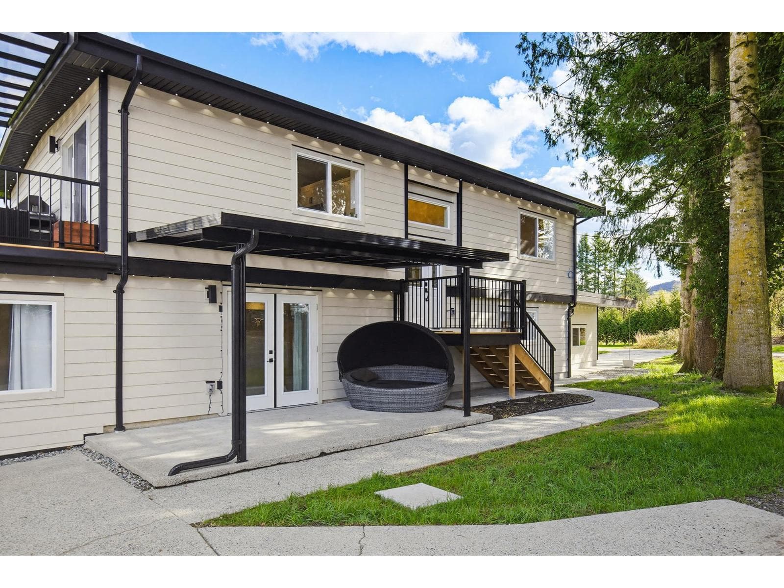 36143 SHORE ROAD photo 4