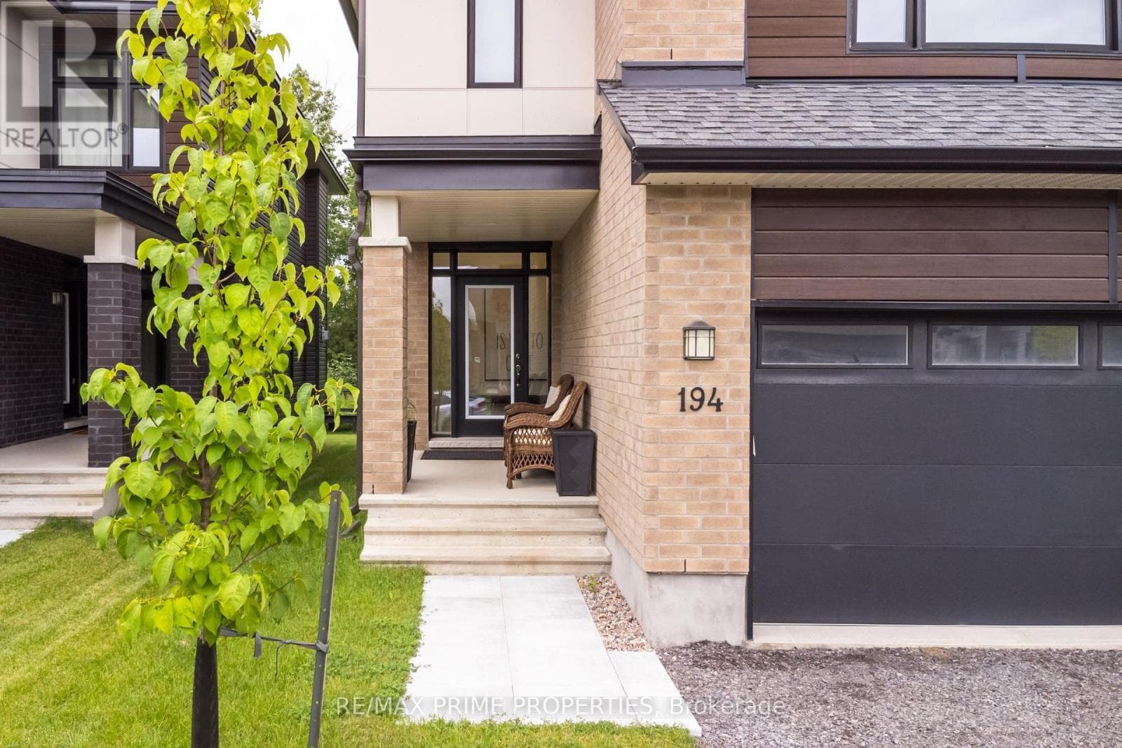 194 BRISTOL CRESCENT photo 2