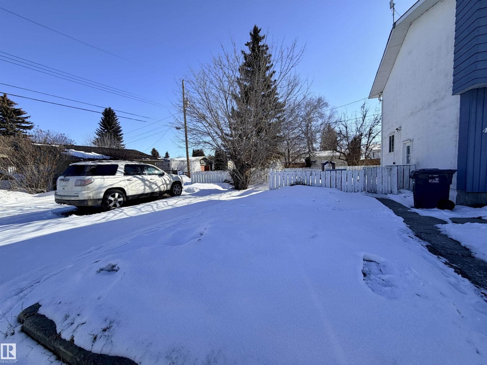 4801/4803 44 ST photo 3