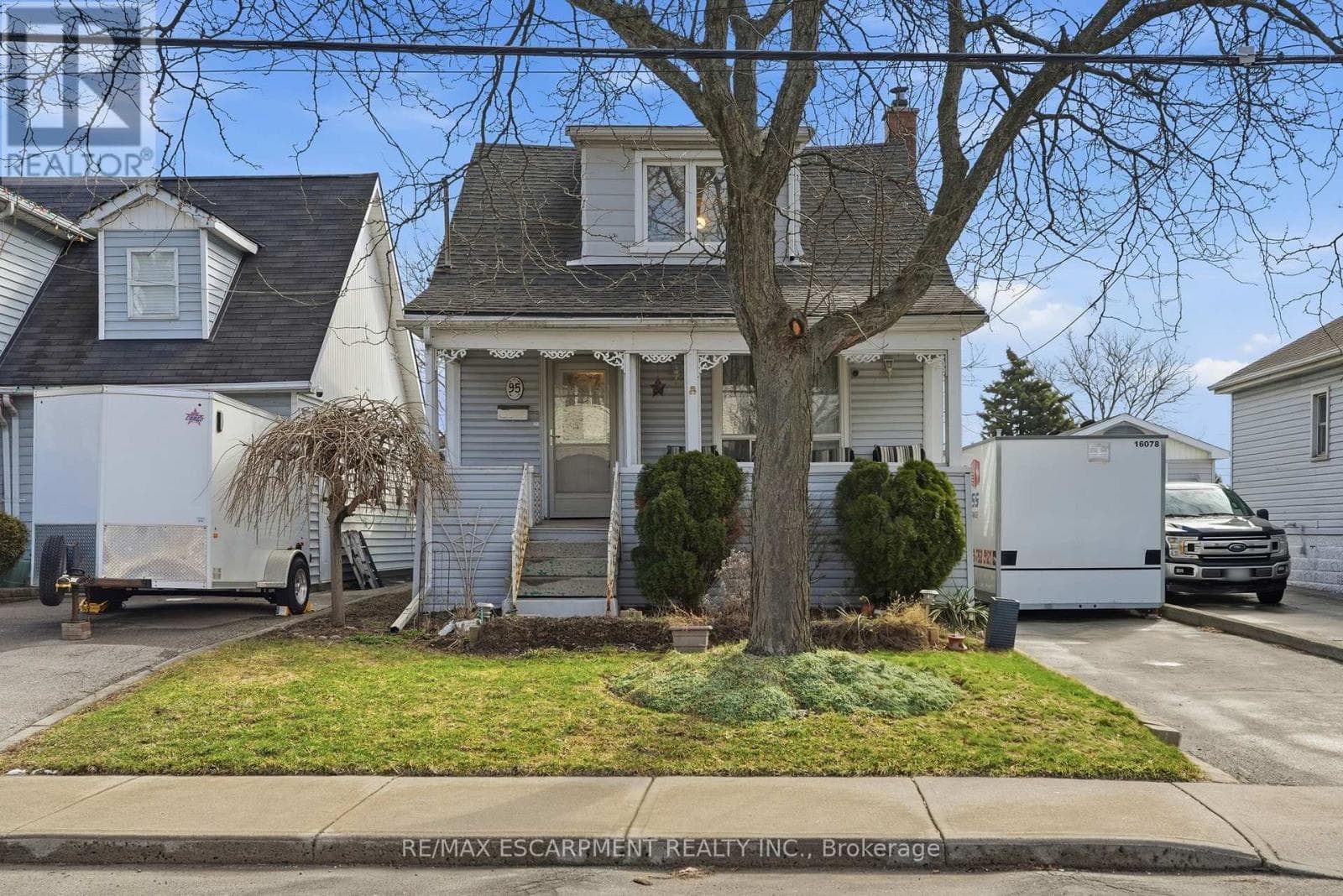 3 bed 2 bath single family at 95 EAST 35TH STREET — $589,900