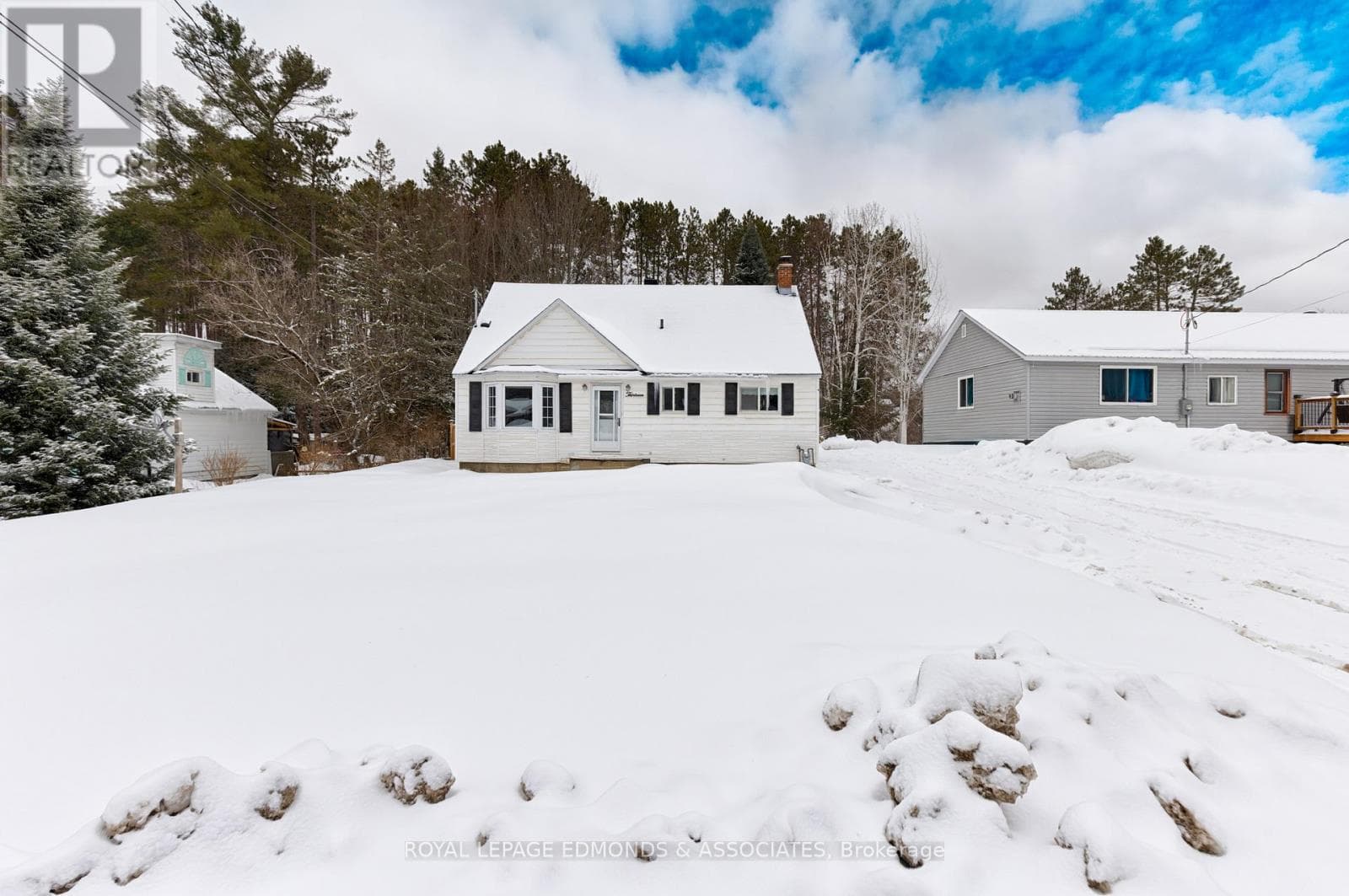 4 bed 2 bath single family at 13 PLANT ROAD — $369,900