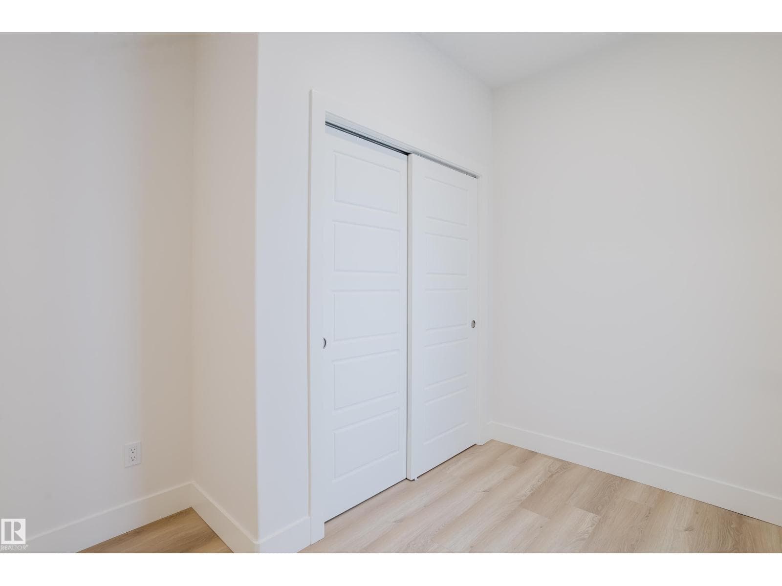 2807 191 ST NW photo 3