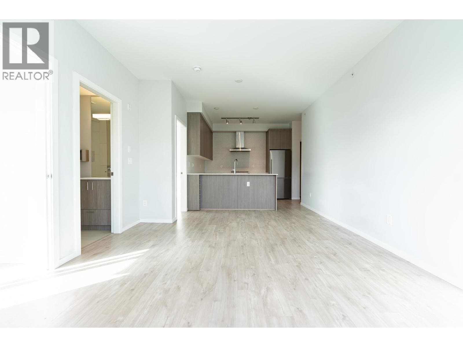 PH27 6283 KINGSWAY photo 3