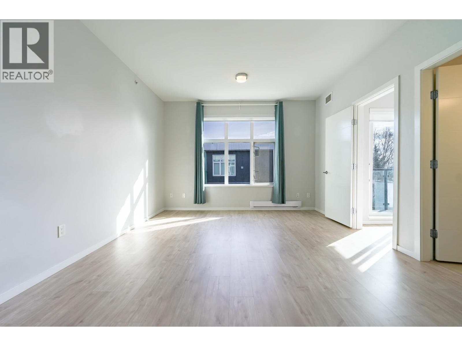 PH27 6283 KINGSWAY photo 5