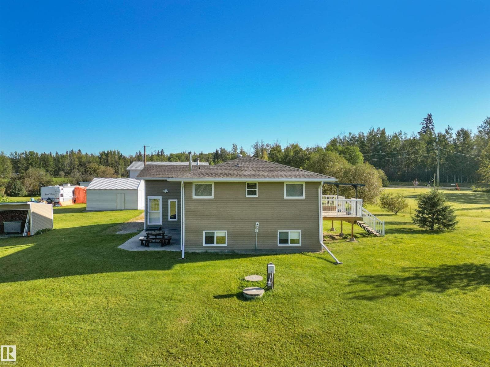 49208 Range Road 84 photo 4