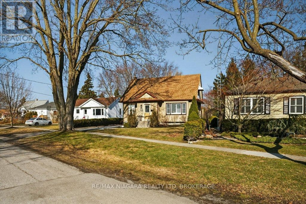 6 GRAMMAR AVENUE photo 5