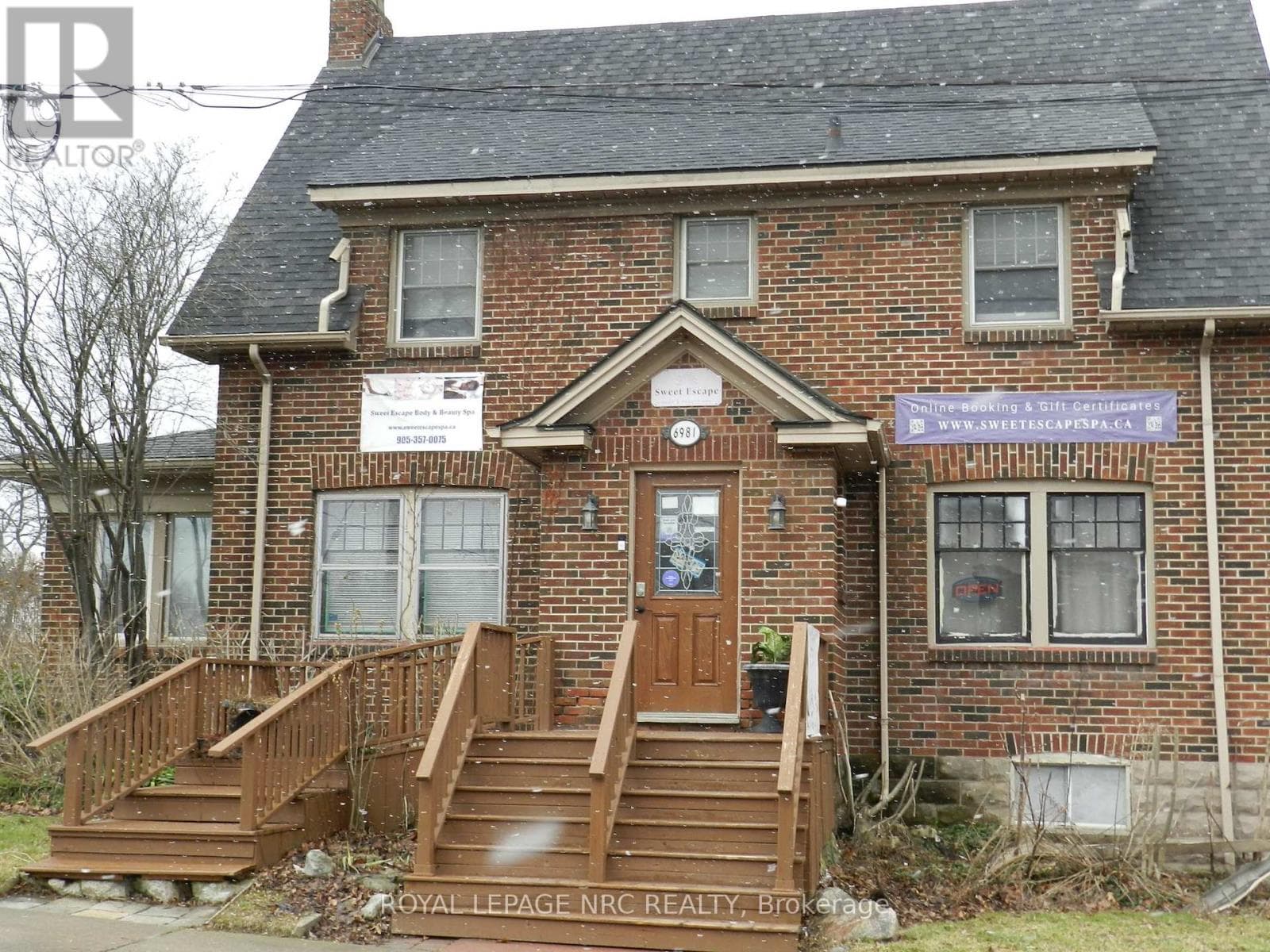 1 bath business at UNIT # 3 - 6981 LUNDY'S LANE W — $59,999