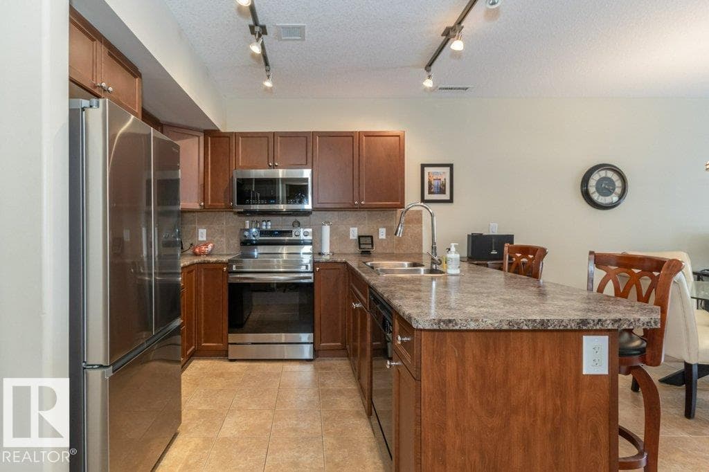 #209 500 Palisades WY — photo 4
