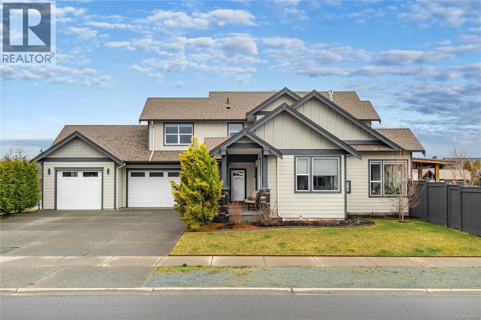3 bed 3 bath single family at 10 Westhaven Way — $1,150,000