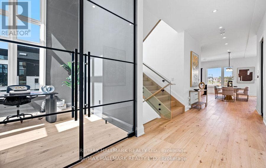 119 POINTON STREET photo 5