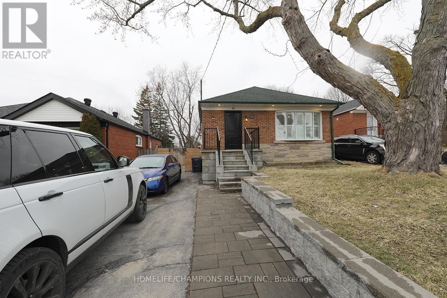 5 bed 2 bath single family at 50 FRASERTON CRESCENT — $1,049,000
