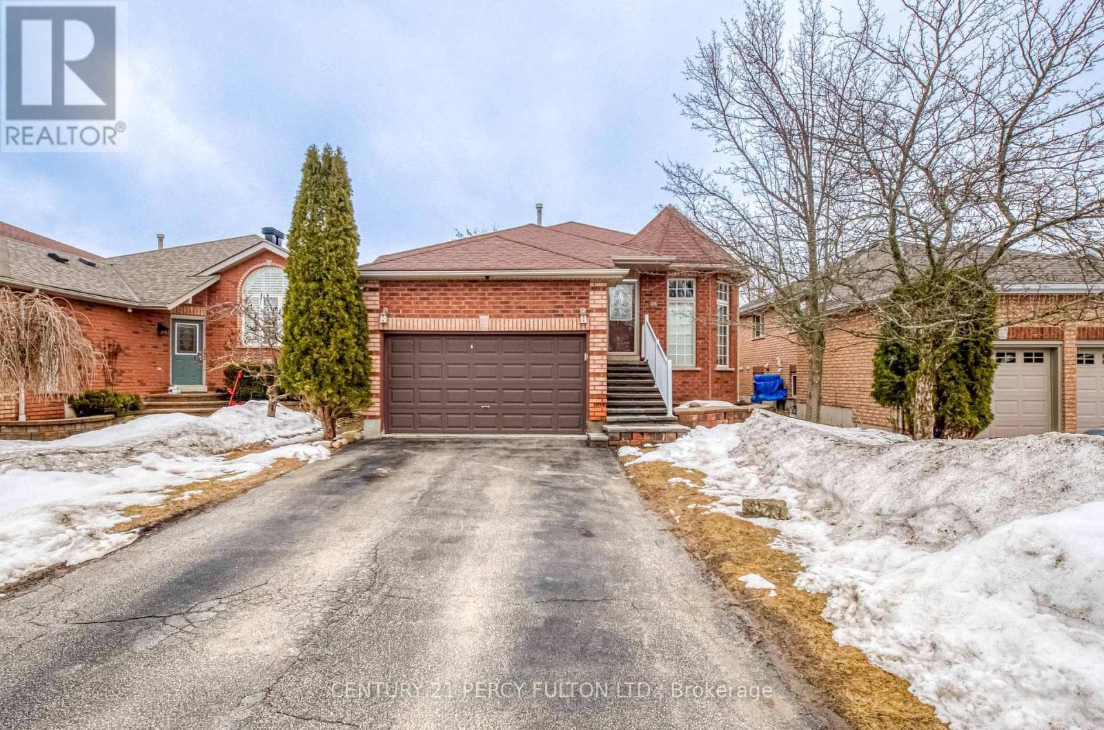 5 bed 2 bath single family at 25 CROMPTON DRIVE — $719,000