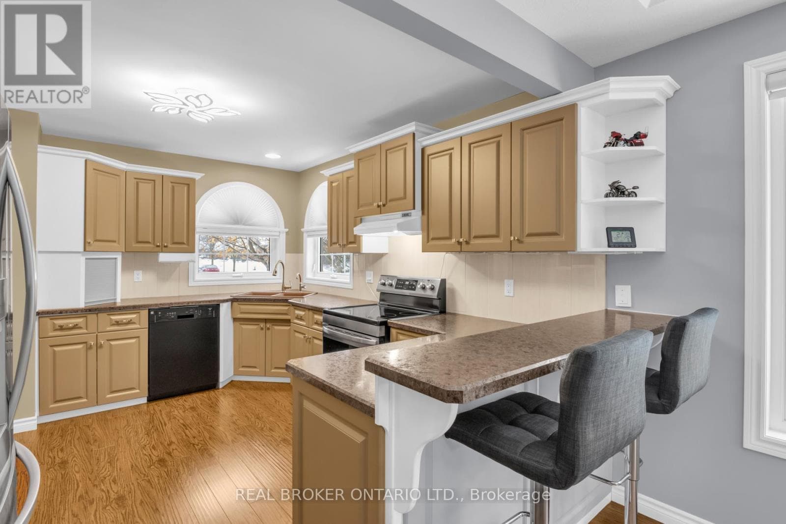 13 BURLWOOD DRIVE photo 10