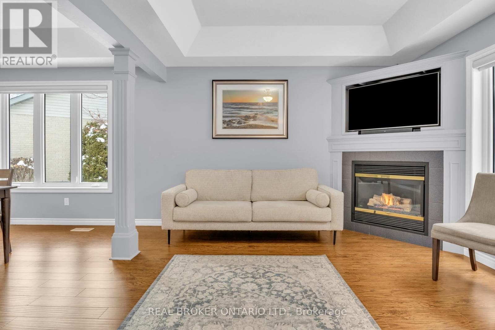 13 BURLWOOD DRIVE photo 4