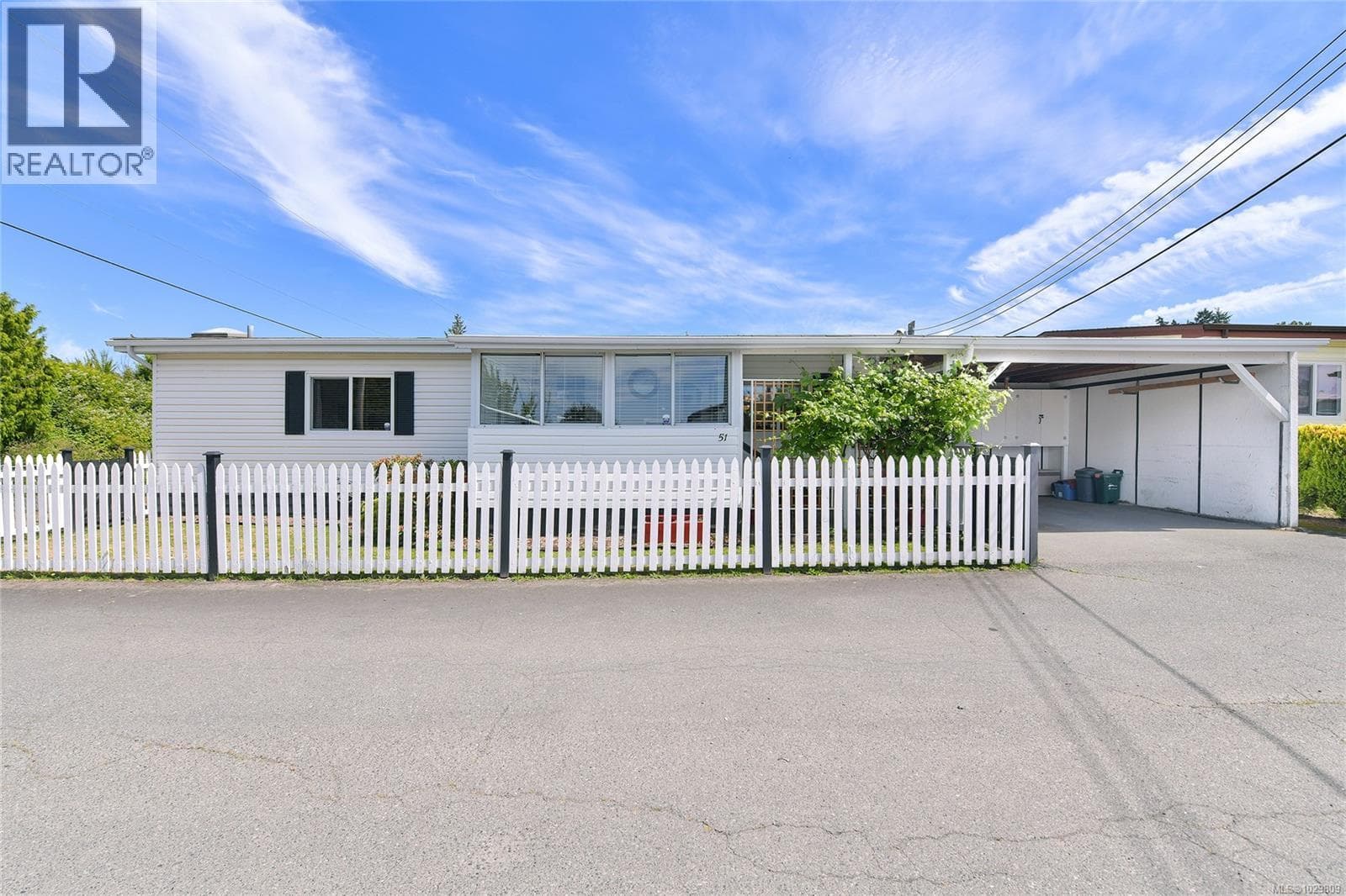 2 bed 2 bath single family at 51 1555 Middle Rd — $295,000
