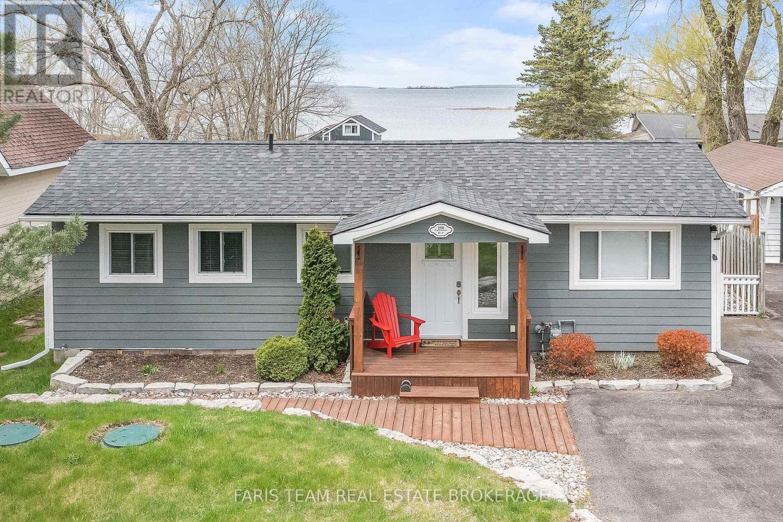 258 PATTERSON BOULEVARD photo 2