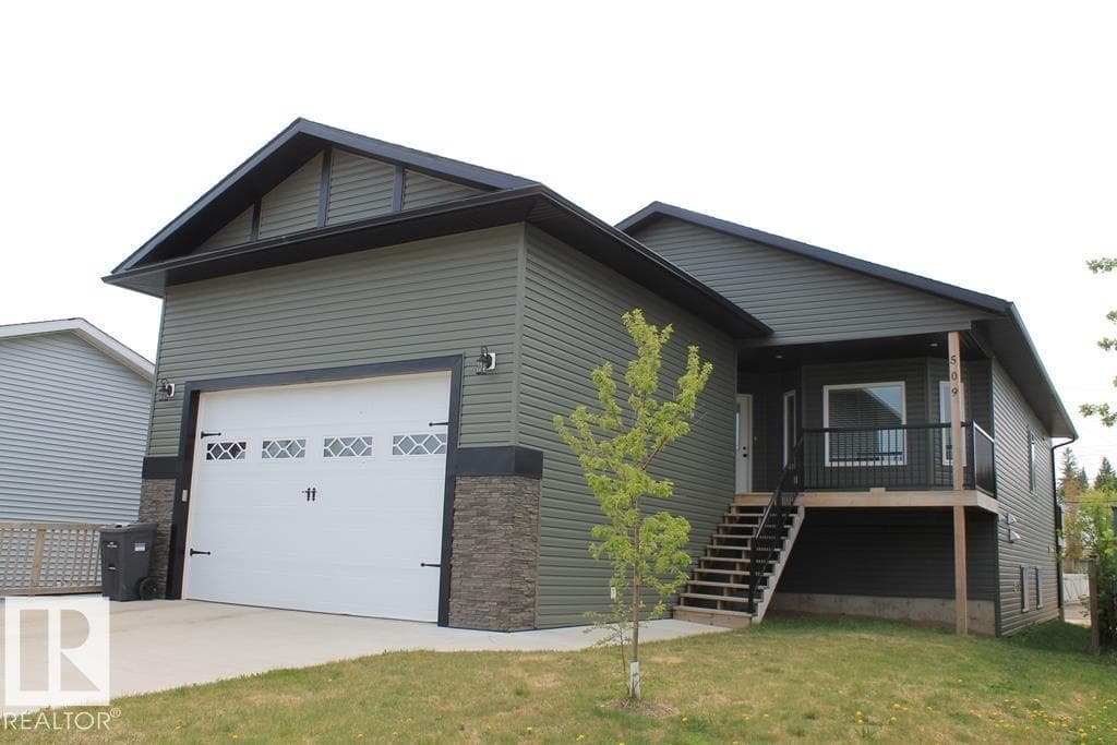 6 bed 3 bath single family at 509 13 ST — $454,500