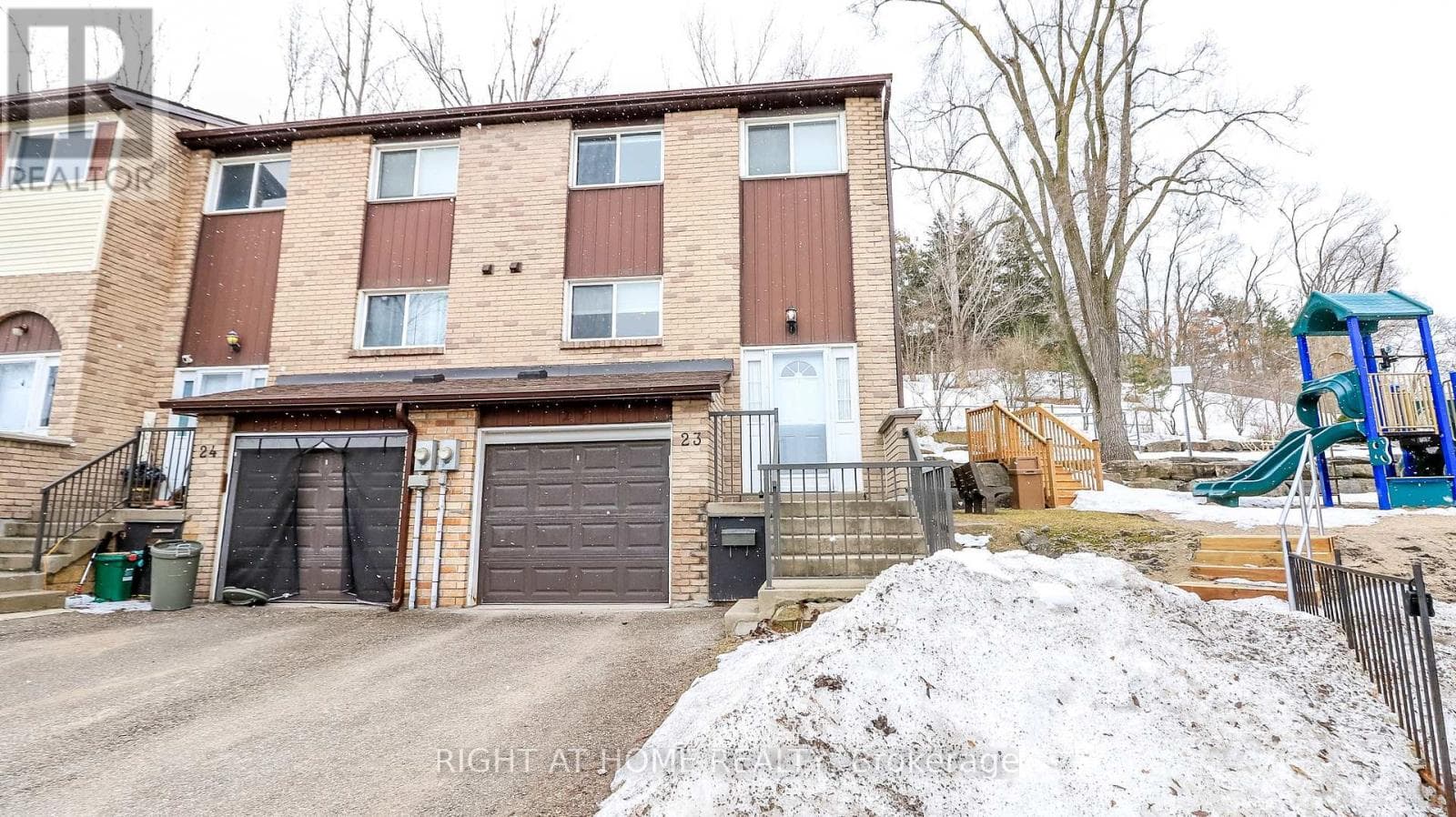 3 bed 2 bath single family at 23 - 52 ADELAIDE STREET — $499,900