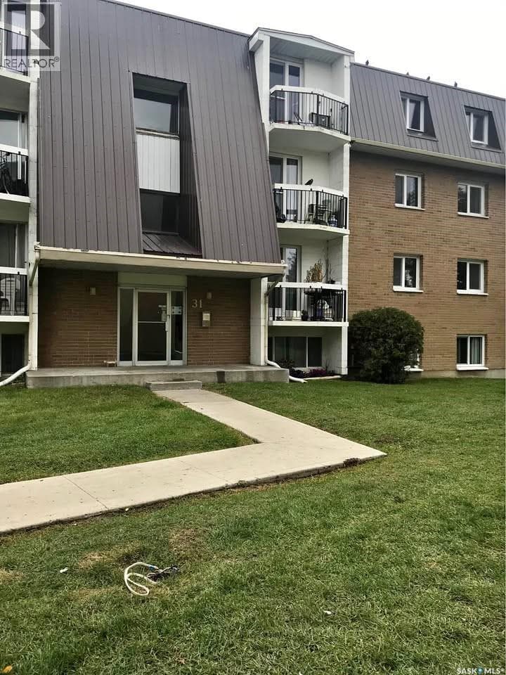 31 & 51 Centennial STREET