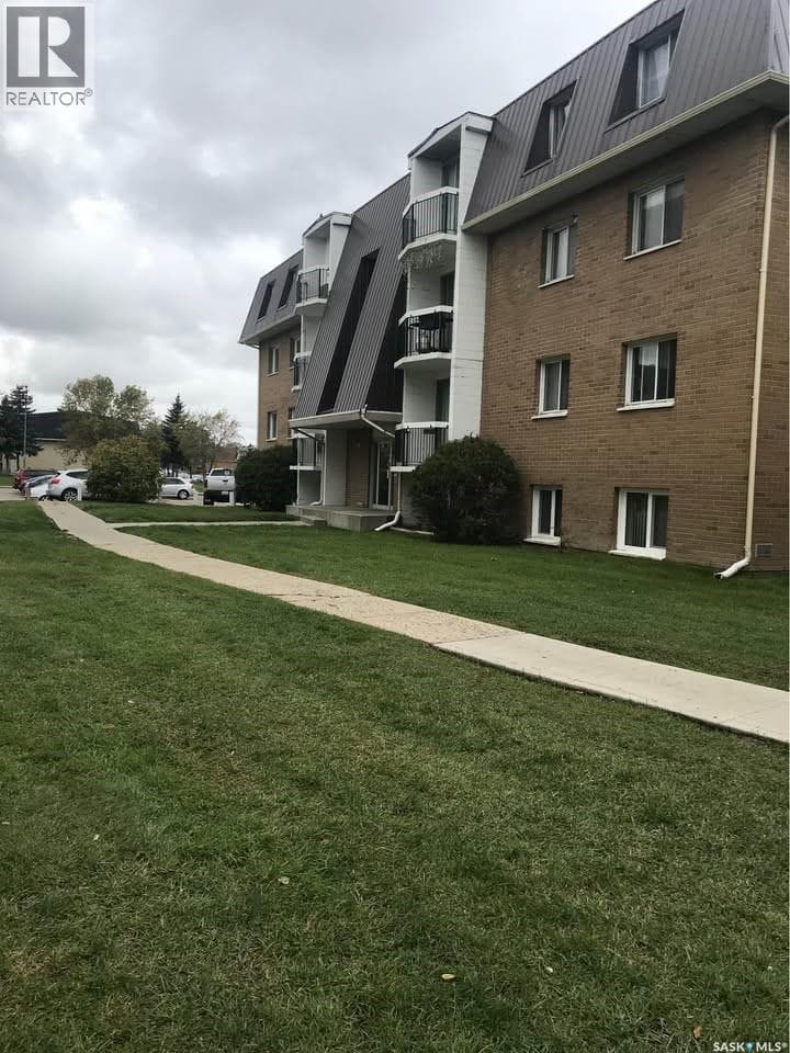31 & 51 Centennial STREET — photo 4