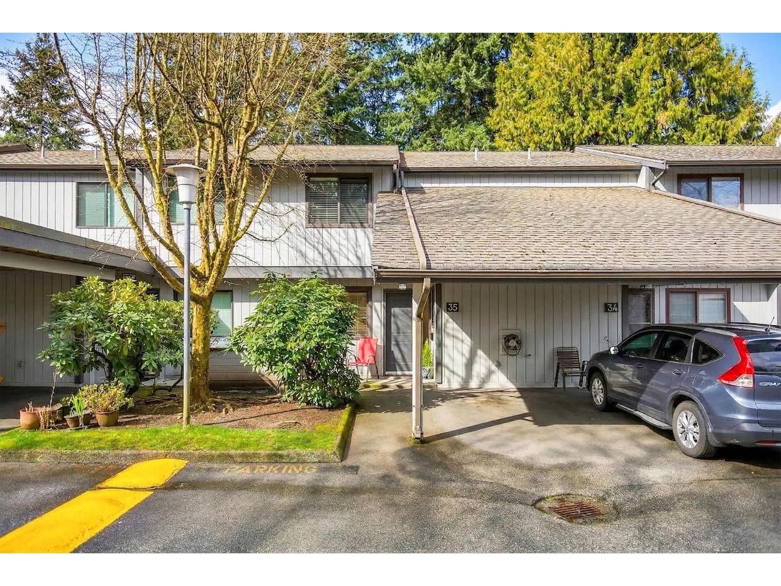 35 6712 BAKER ROAD photo 2