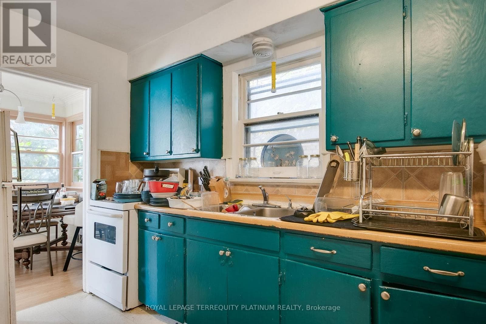 336 HILLCREST AVENUE photo 5