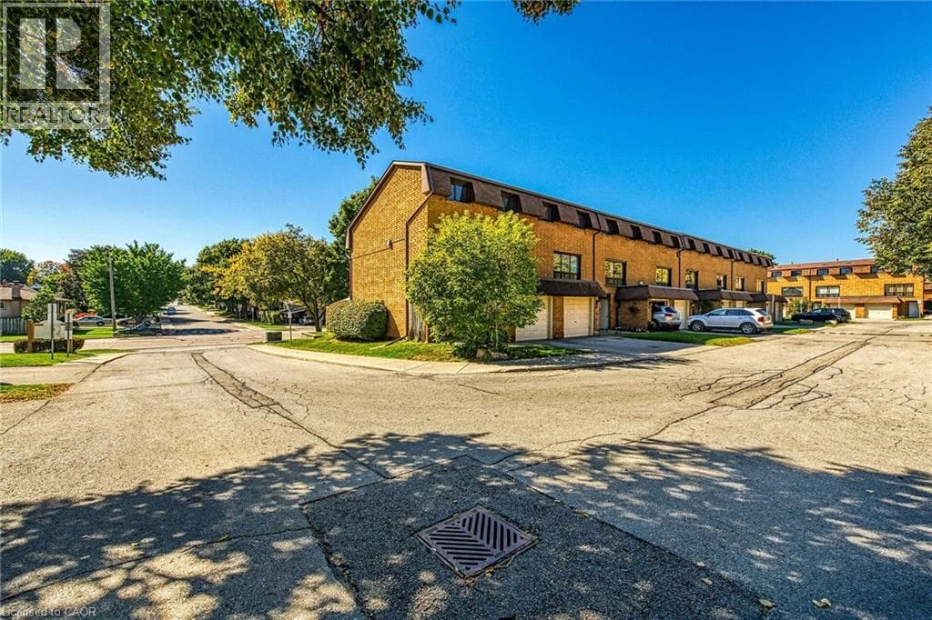 500 STONE CHURCH Road W Unit# F8 photo 3