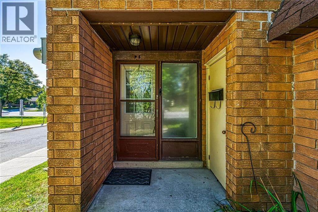 500 STONE CHURCH Road W Unit# F8 photo 5