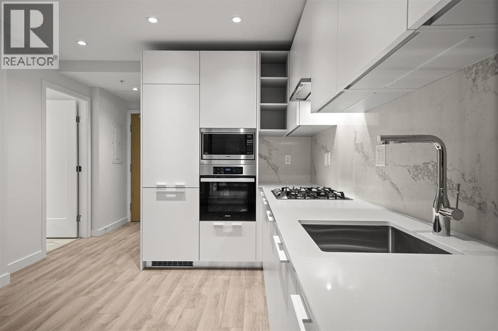 2503 6699 DUNBLANE AVENUE photo 5