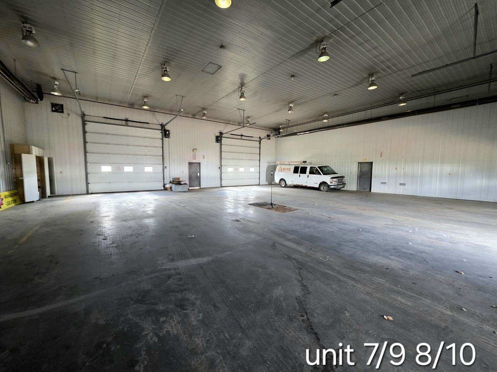 5012  Caxton Street W — photo 5