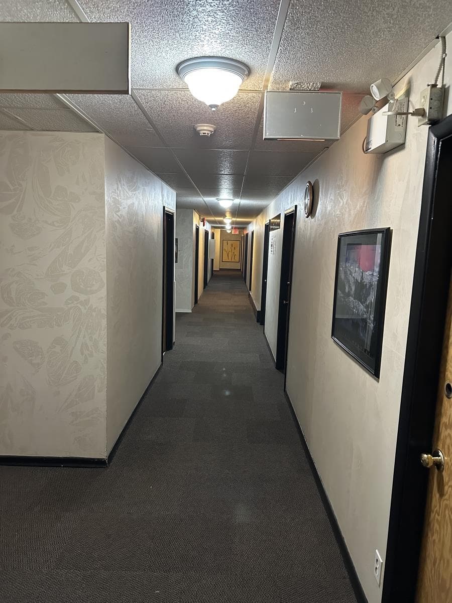 4830 51 Ave