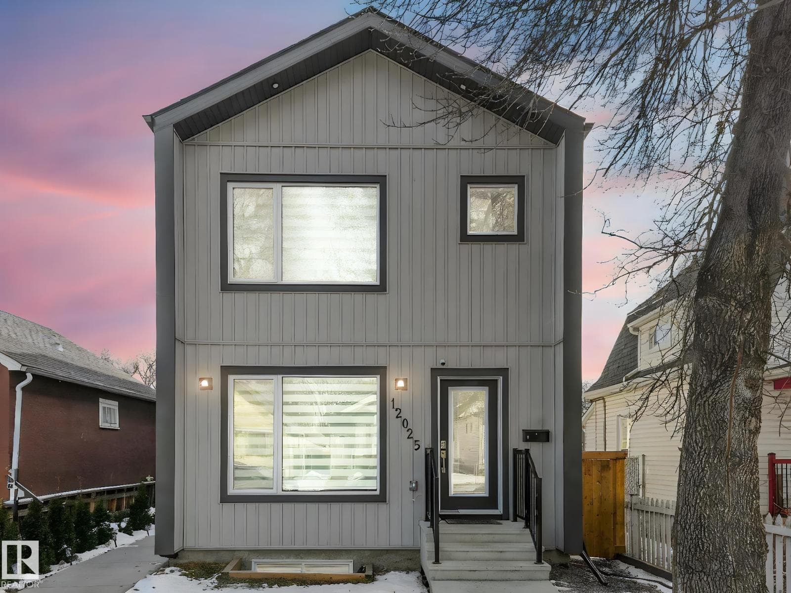 #1 12025 92 ST NW NW