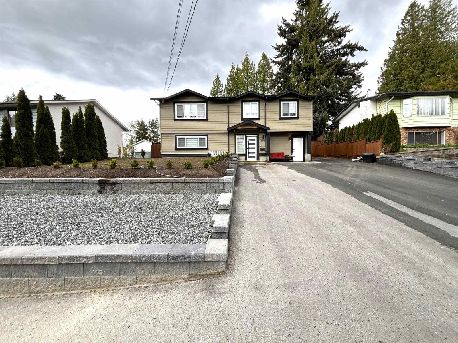 5 bed 2 bath single family at 32545 PTARMIGAN DRIVE — $1,099,000