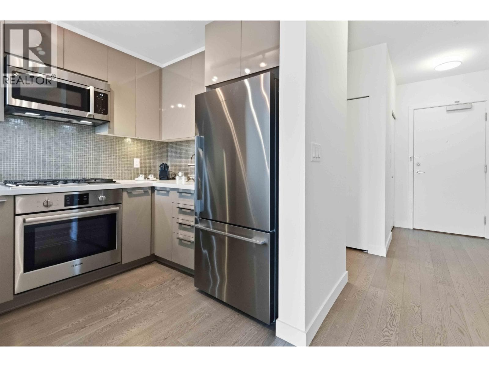 502 10177 RIVER DRIVE photo 5