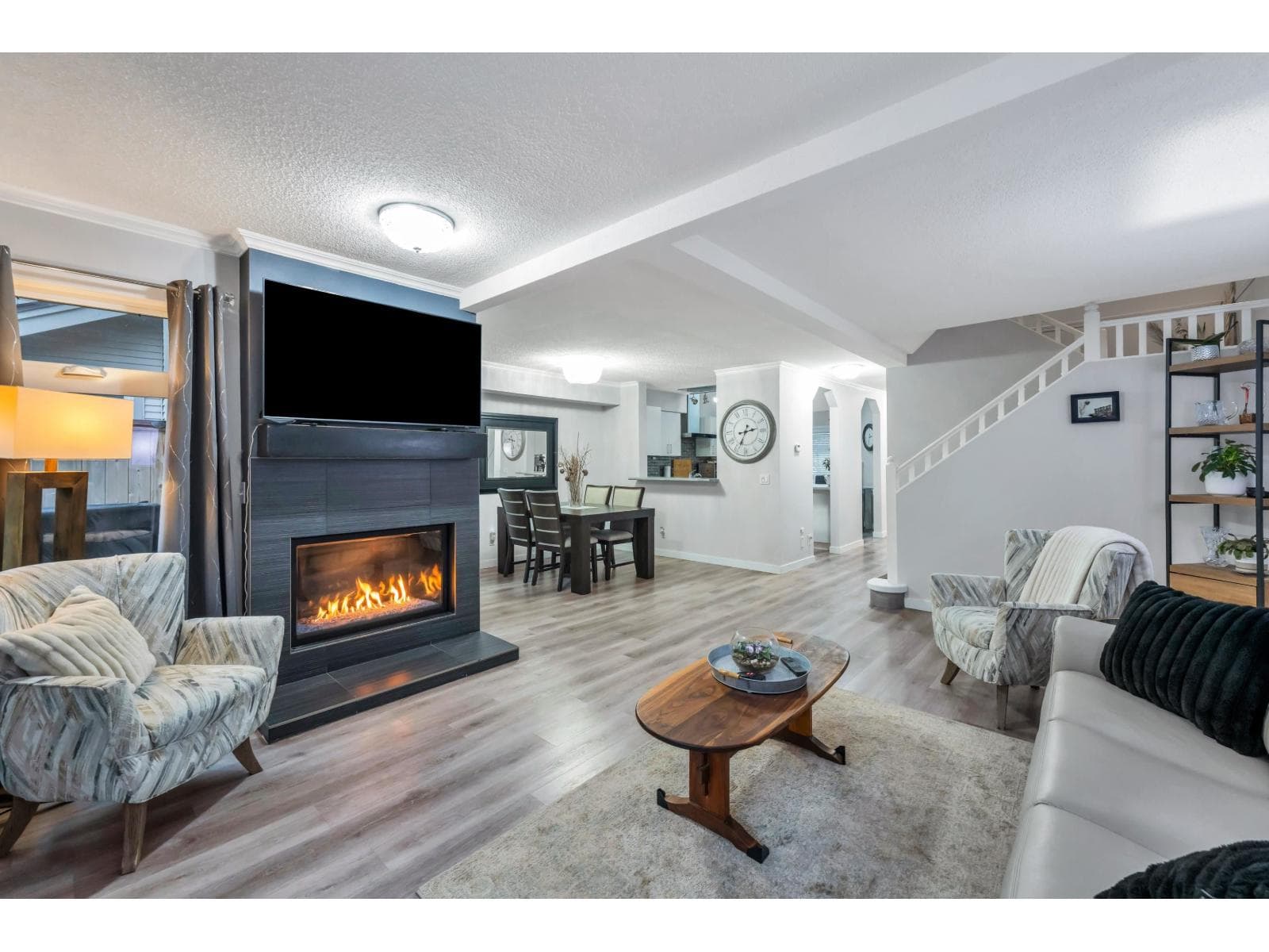 26 9045 WALNUT GROVE DRIVE photo 4