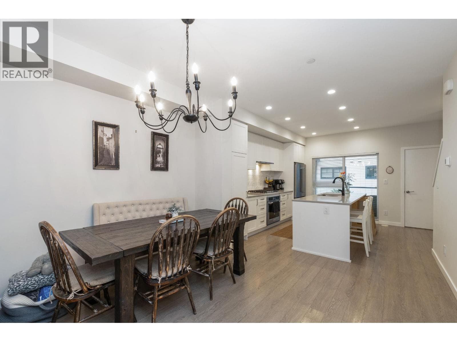 159 19451 SUTTON AVENUE photo 5