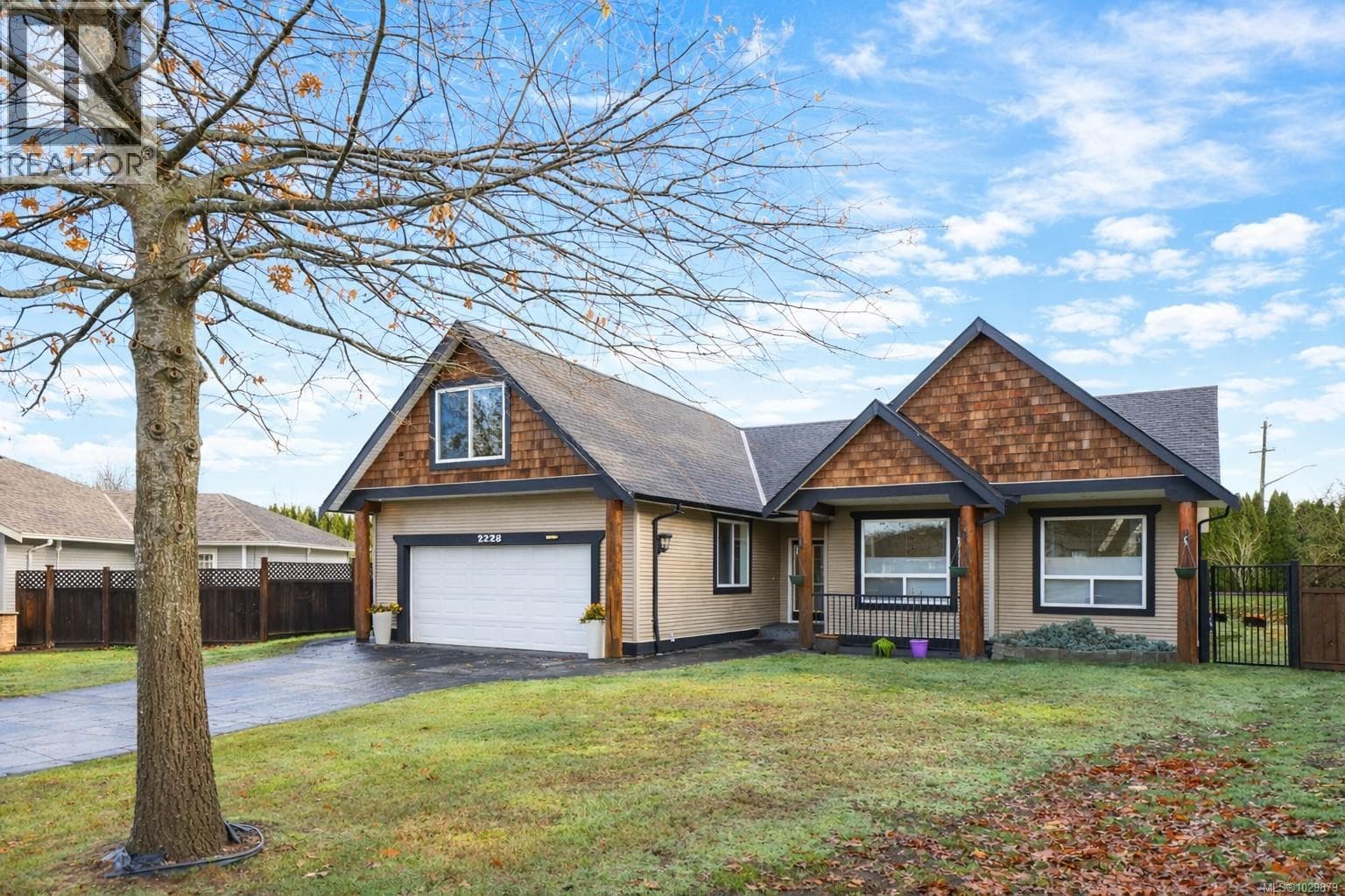 3 bed 2 bath single family at 2228 Swallow Cres — $859,900