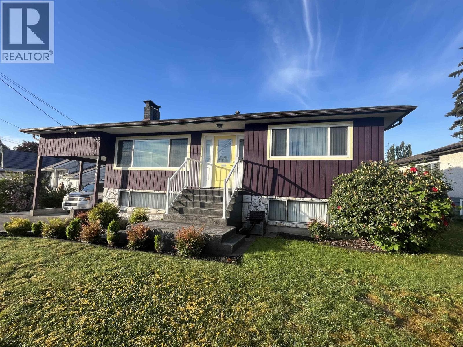 5 bed 3 bath single family at 21776 MOUNTAINVIEW CRESCENT — $1,199,000