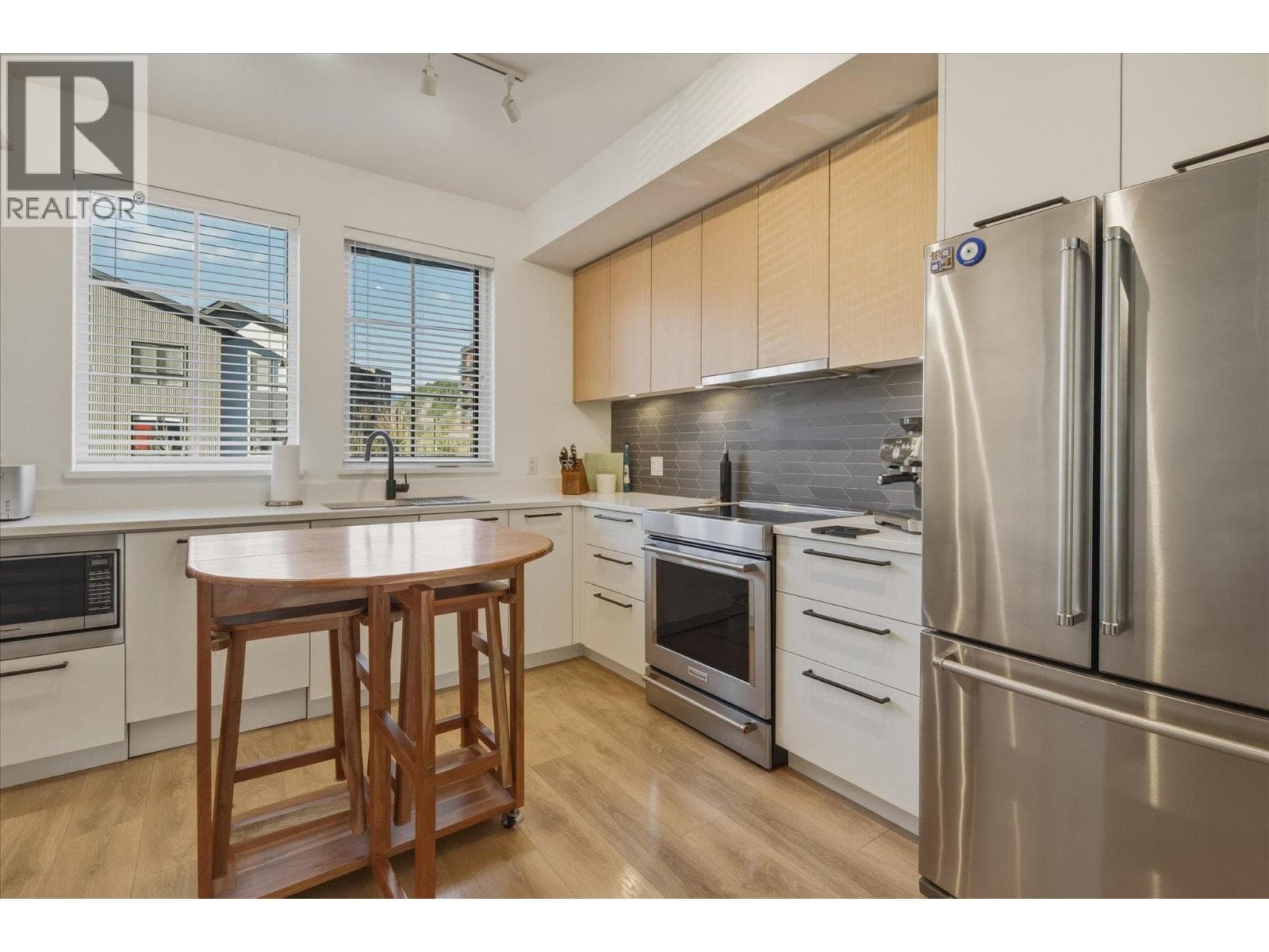 1361 MARINASIDE PLACE photo 5
